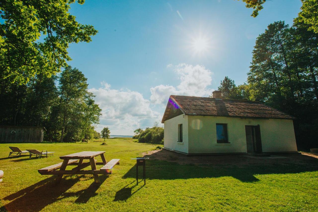 Villa Burtnieka Ezera Maja à Valmiera Extérieur photo